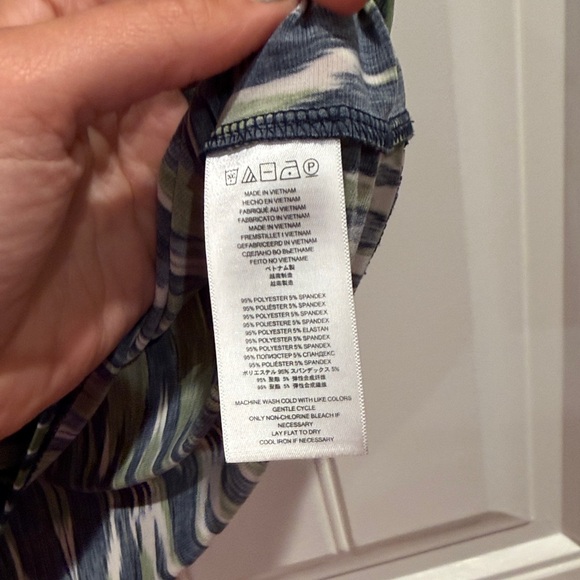 Printed Top - Picture 3 of 4